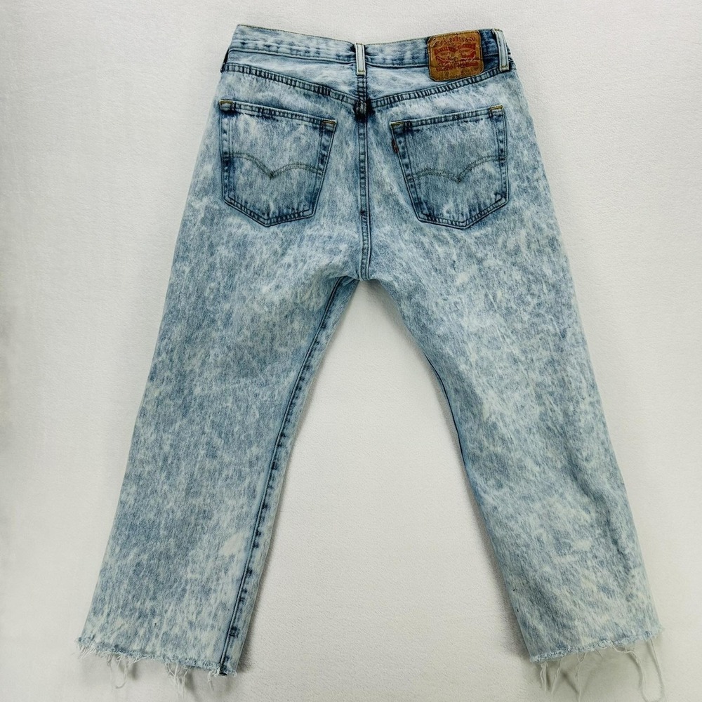 Vintage Levi's 501 Jeans Mens 33x23 Blue Acid Wash Straight Crop Frayed Hem 80s - Picture 2 of 16